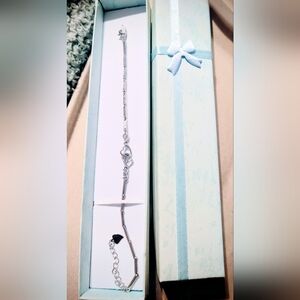 BN STERLING SILVER WITH DOUBLE  HEART BRACELET